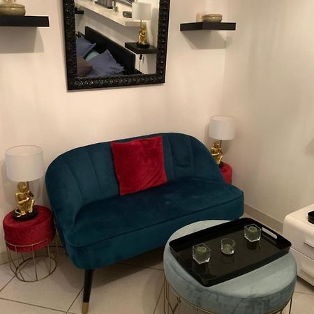 Chambre Dans Guest House Borrigo Menton Exterior photo