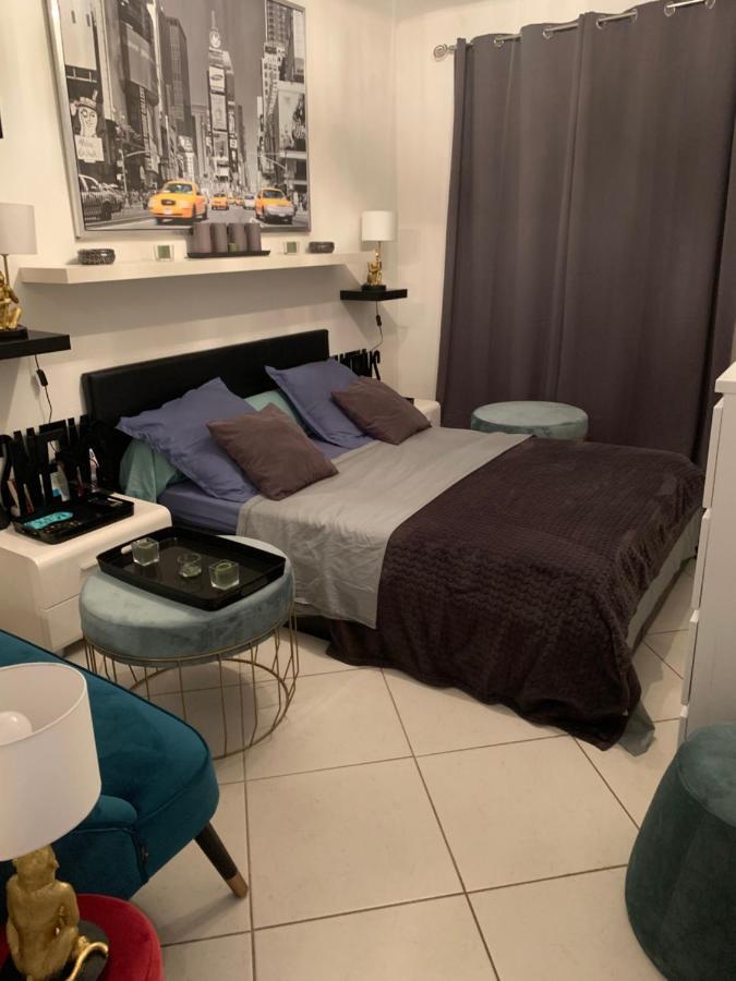 Chambre Dans Guest House Borrigo Menton Exterior photo